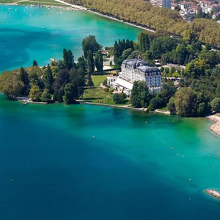 Moderne, Place Parking Prive, Emplacement Ideal A 100 M Du Lac. Lägenhet Annecy