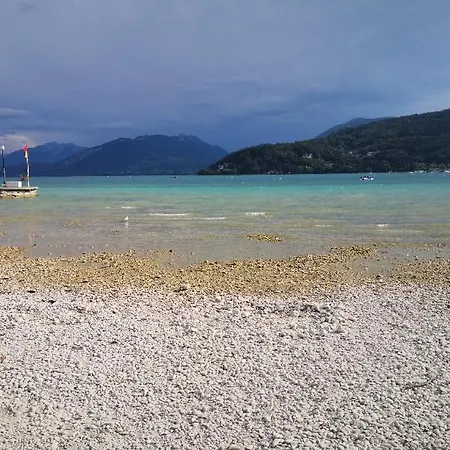 Lägenhet Moderne, Place Parking Prive, Emplacement Ideal A 100 M Du Lac. Annecy