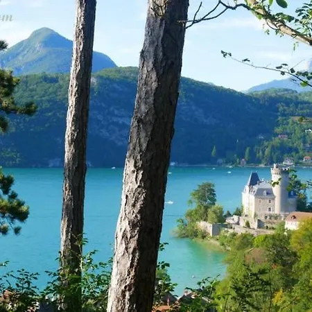 Moderne, Place Parking Prive, Emplacement Ideal A 100 M Du Lac. Apartment
